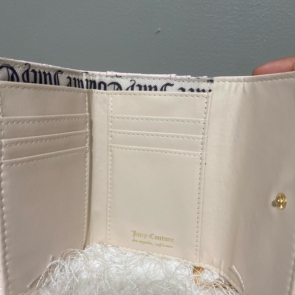 🩷Bundle of Juicy couture wallets🩷 - Picture 6 of 12